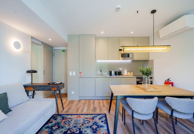 Apartamento em Porto - Feel Porto Firmeza Coworking & Flat 1.1 Apartamento em Porto - Feel Porto Firmeza Coworking & Flat 1.1