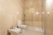 Studio in Lisbon - Lapa Diplomatic Flat 1.1 by Feel Lisboa
