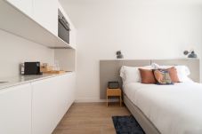 Studio in Lisbon - Lapa Diplomatic Flat 1.4 by Feel Lisboa