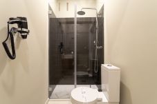 Studio in Lisbon - Lapa Diplomatic Flat 2.4 by Feel Lisboa