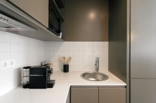 Book this apartment and discover the Bom Sucesso Market